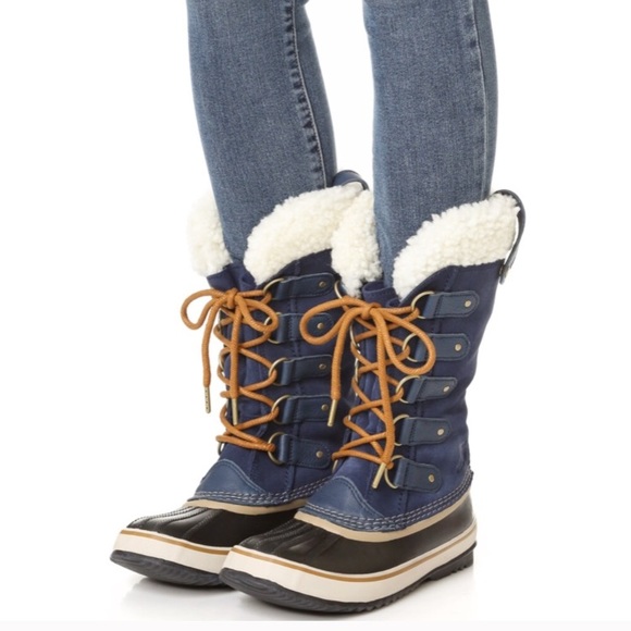 navy sorel boots
